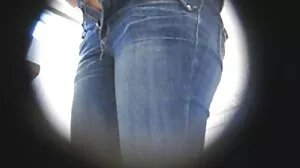 සාසි ඩයනා ඩෝල් ලොකු පික් දෙකක් එකට හසුරුවයි