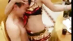 චික් ලෙට්ස් Xander Bang Her Sisterට අවුරුදු 10ක සංවත්සරය වෙනුවෙන්
