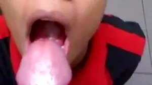 තවත් මොරොන් උගුලකට හසු වූ සහ ගසාගෙන ගිය - Busty Stepmoms