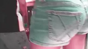 තරුණ ඇඩෙල්ගේ පළමු තිදෙනා