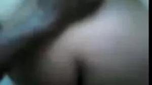 කේලා එයාගේ පුකේ තලයක් උස්සනවා